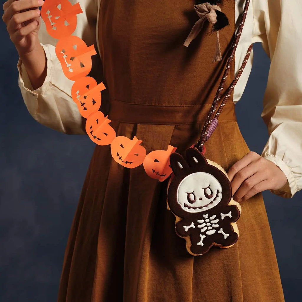 POP MART - Série Spooky Bakehouse - Labubu Cookie Mini Sac