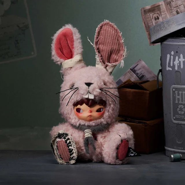 POP MART - Hirono Little Hare Pendentif poupée en peluche