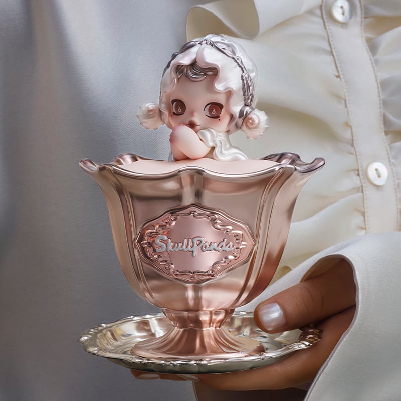 POP MART - SKULLPANDA Bougie parfumée de la série Le Festin Commence