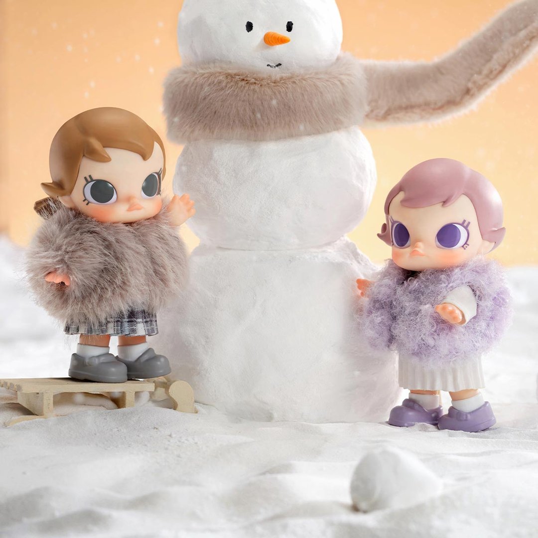 POP MART - Pendentif en peluche Baby Molly Winter Fit Check Series