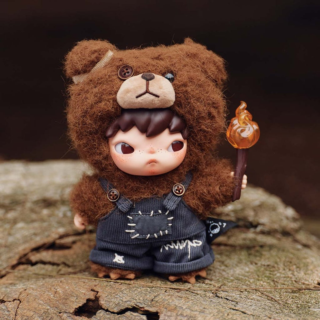 POP MART - Hirono Living Wild-Fight for Joy Peluche