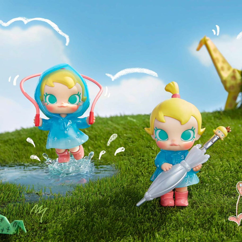 POP MART - Figurine amusante de bébé Molly pour les jours de pluie