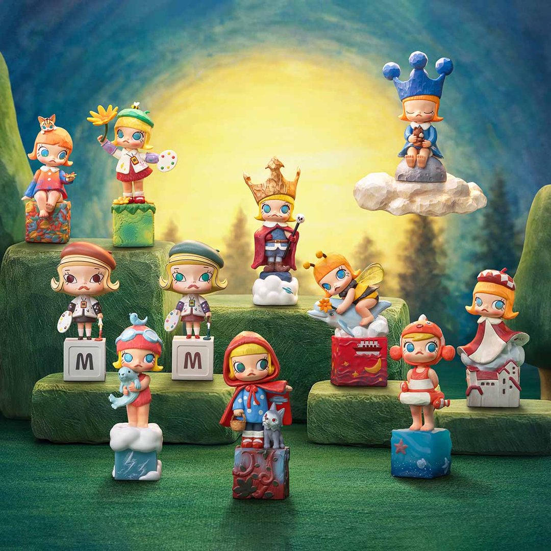 POP MART - Molly Figurines de la collection Paysages en Chemin - 20e anniversaire
