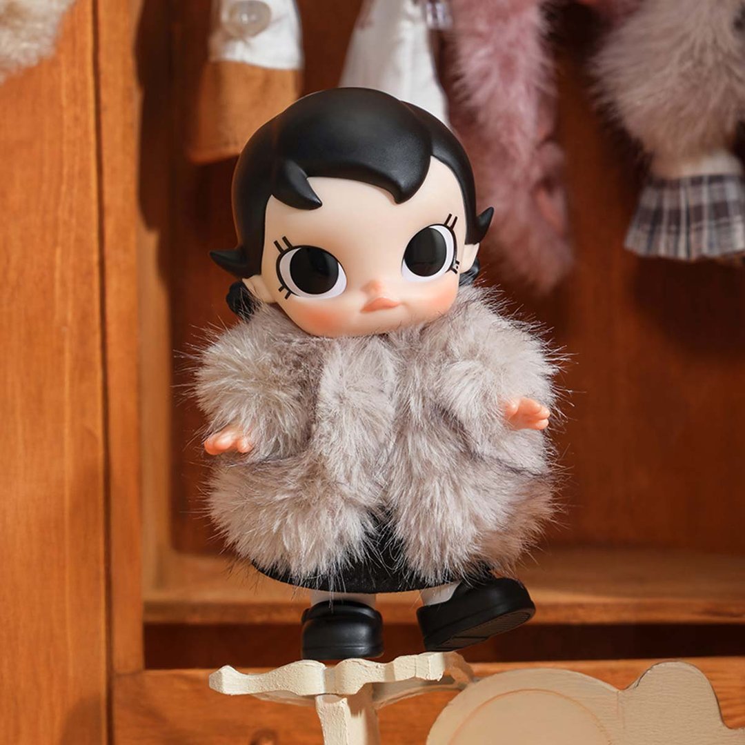 POP MART - Pendentif en peluche Baby Molly Winter Fit Check Series