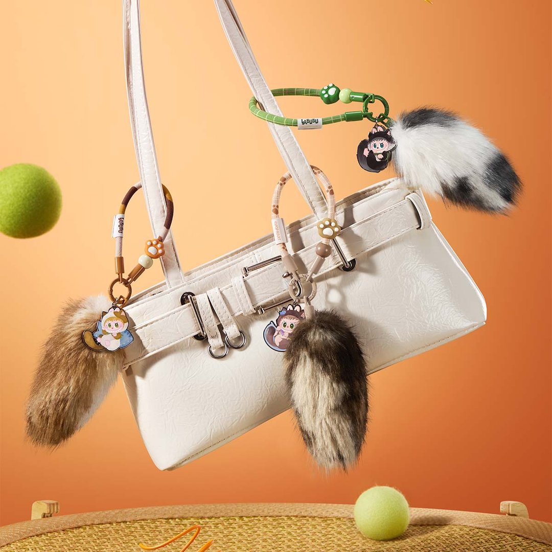 POP MART - SÉRIE THE MONSTERS CAT MODE ON - Pendentif