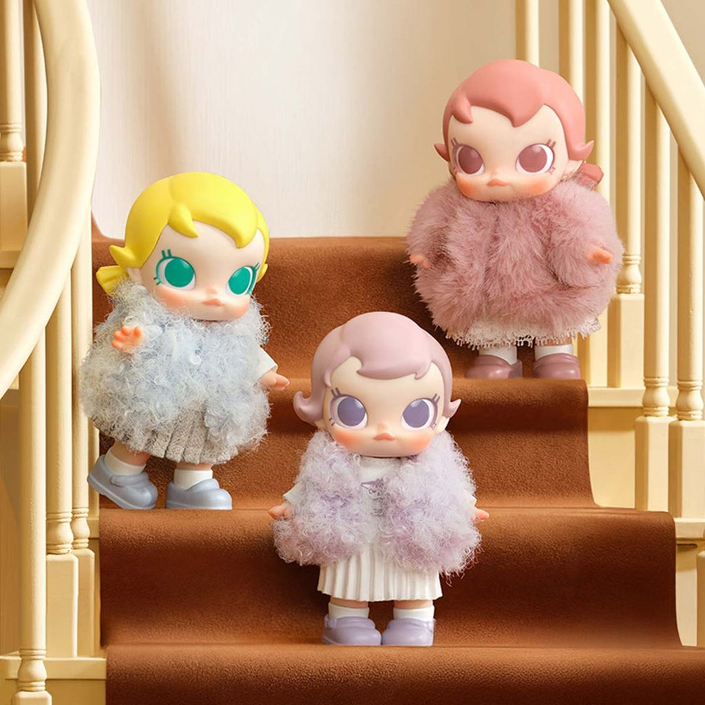 POP MART - Pendentif en peluche Baby Molly Winter Fit Check Series