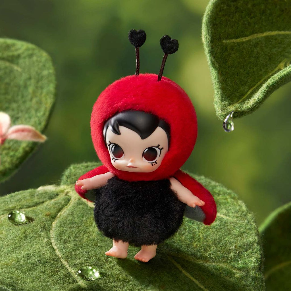 POP MART - Baby Molly Buggy Roam Series - Pendentif en peluche vinyle
